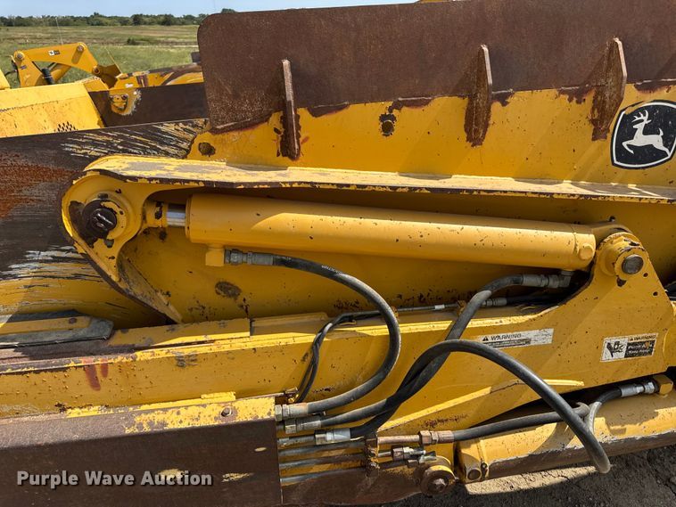 image for item DW6602 2012 John Deere 2112C scraper