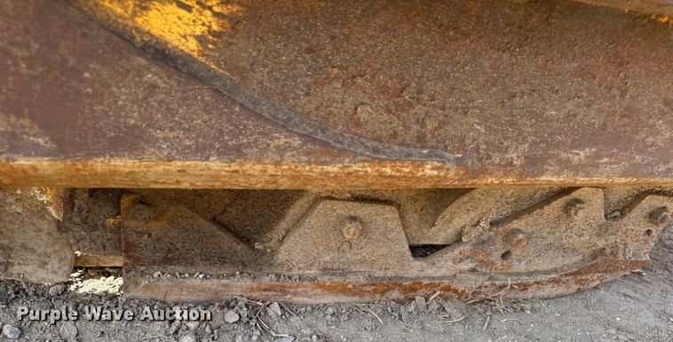 image for item DW6602 2012 John Deere 2112C scraper