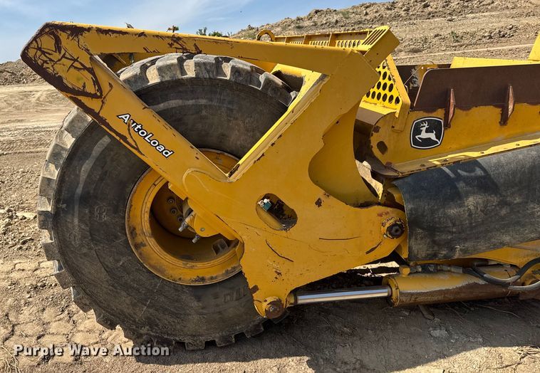 image for item DW6602 2012 John Deere 2112C scraper