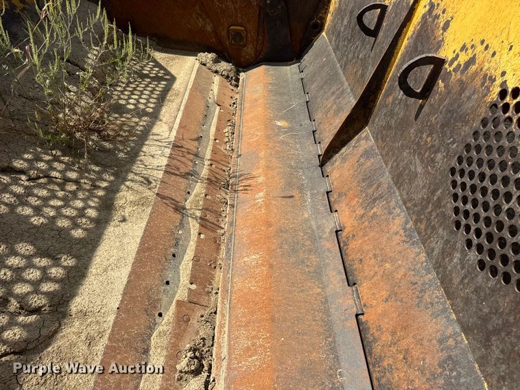 image for item DW6602 2012 John Deere 2112C scraper