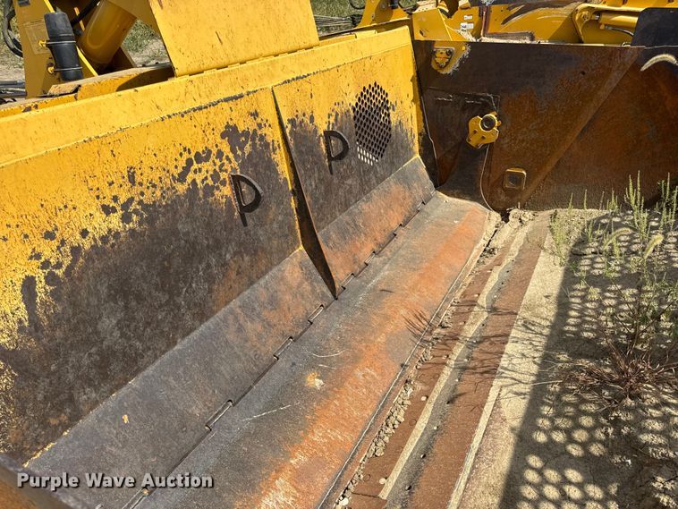 image for item DW6602 2012 John Deere 2112C scraper