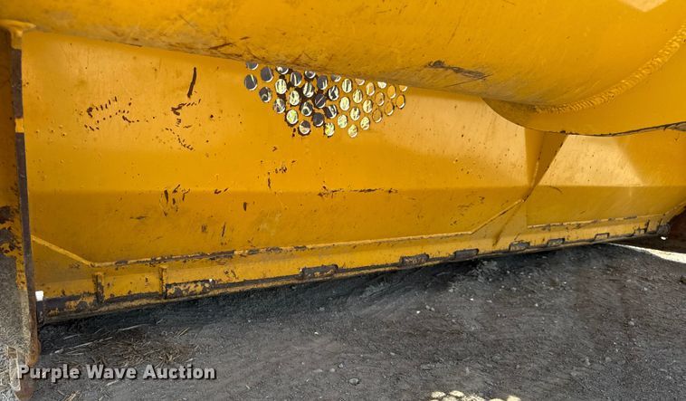 image for item DW6602 2012 John Deere 2112C scraper