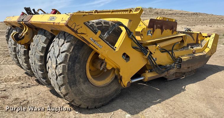 image for item DW6604 2012 John Deere 2112C scraper