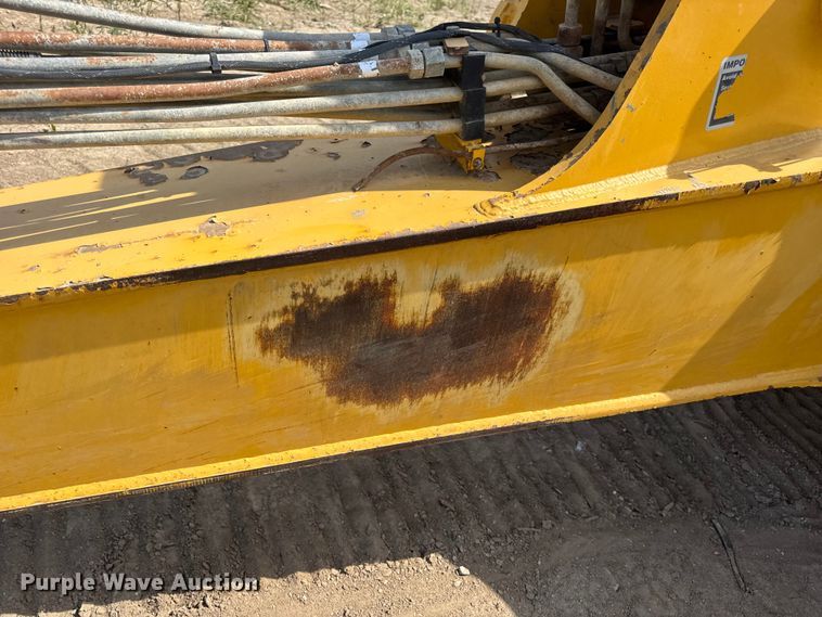 image for item DW6604 2012 John Deere 2112C scraper