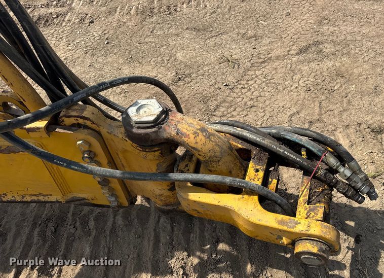 image for item DW6604 2012 John Deere 2112C scraper