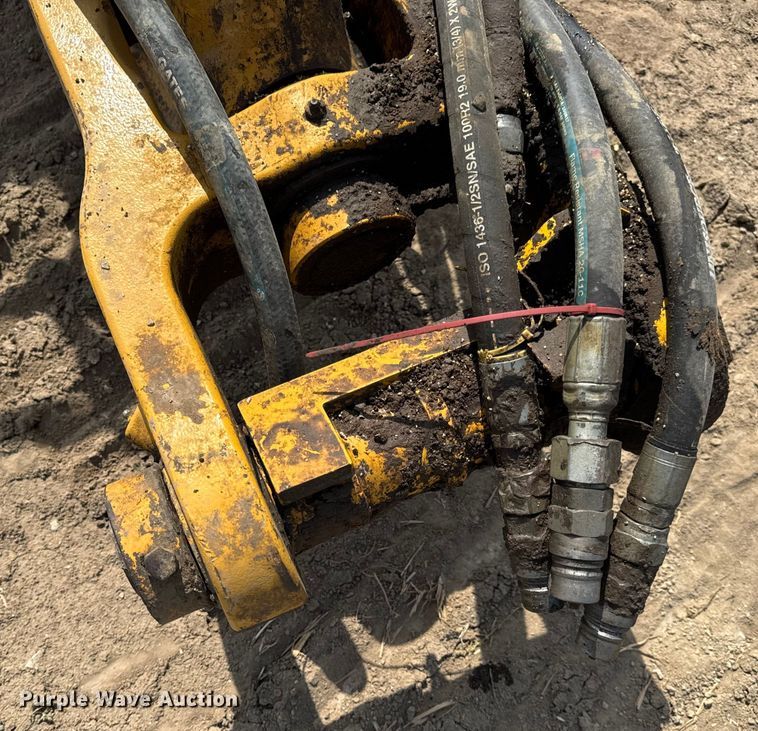 image for item DW6604 2012 John Deere 2112C scraper