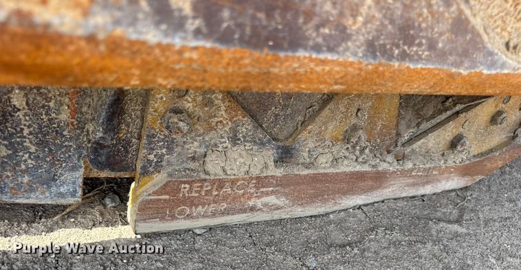 image for item DW6604 2012 John Deere 2112C scraper