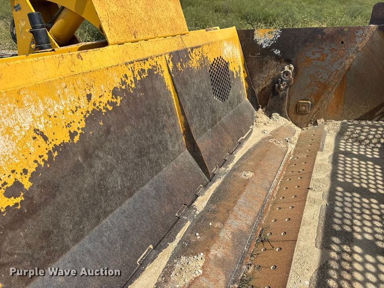 image for item DW6604 2012 John Deere 2112C scraper