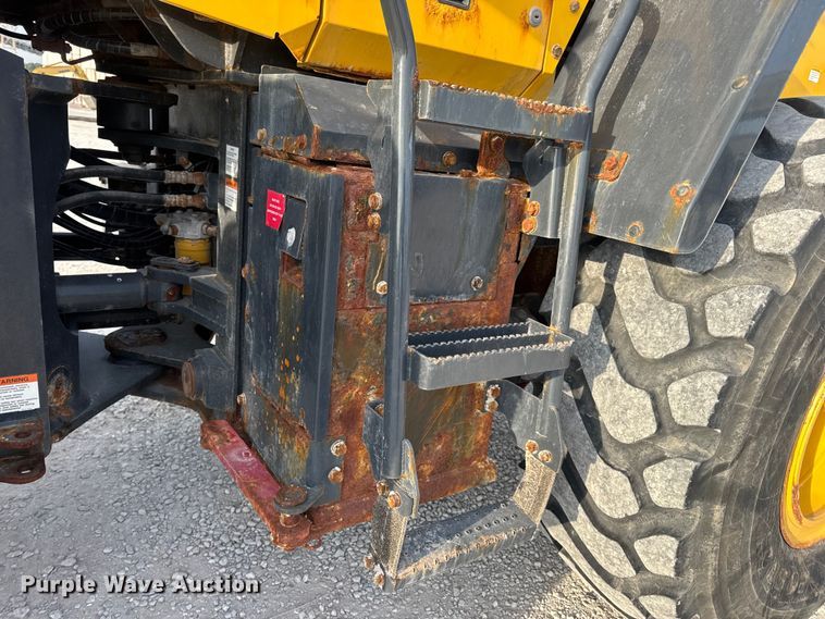 image for item DW6605 Komatsu WA200-8 wheel loader