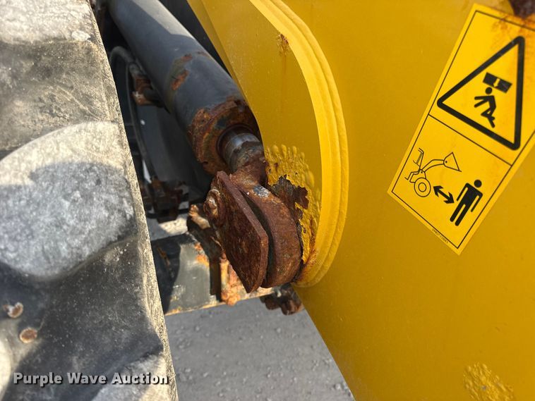 image for item DW6605 Komatsu WA200-8 wheel loader