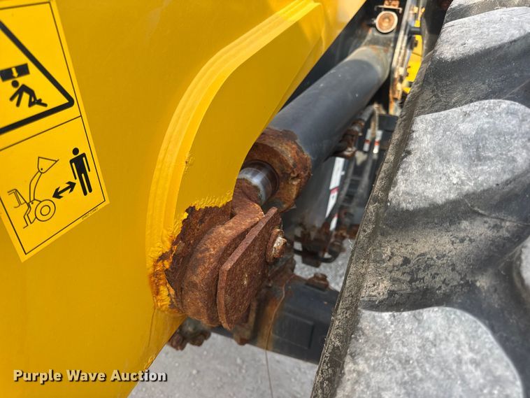 image for item DW6605 Komatsu WA200-8 wheel loader