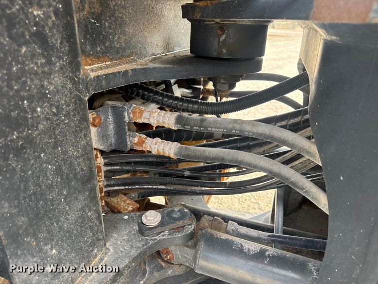 image for item DW6605 Komatsu WA200-8 wheel loader