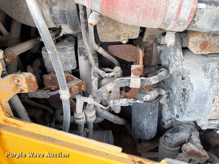 image for item DW6605 Komatsu WA200-8 wheel loader