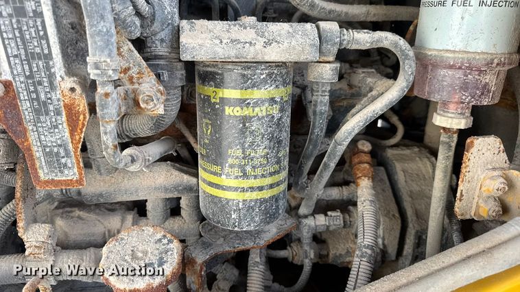 image for item DW6605 Komatsu WA200-8 wheel loader