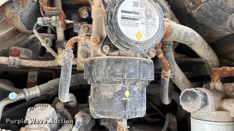 image for item DW6605 Komatsu WA200-8 wheel loader