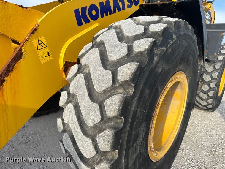 image for item DW6605 Komatsu WA200-8 wheel loader