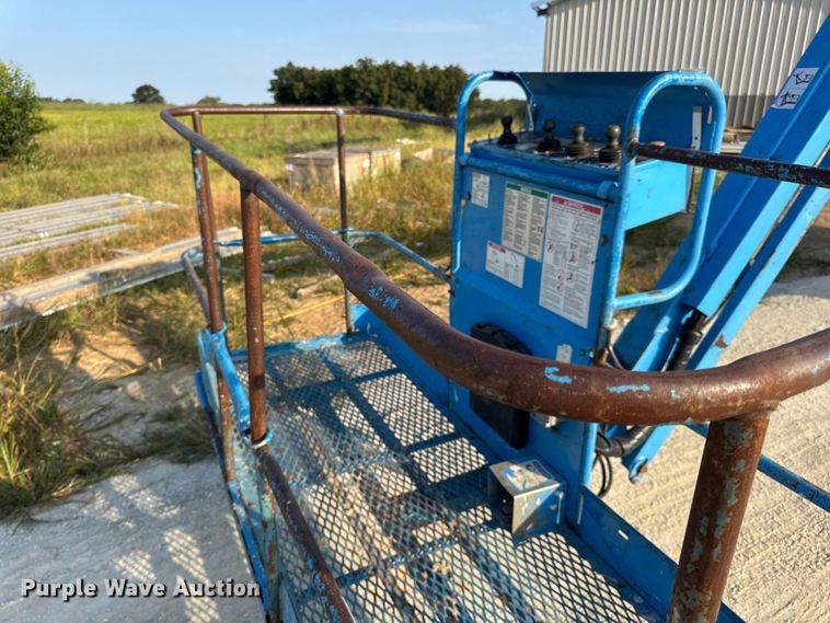 image for item DW6607 2007 Genie Z-80/60 boom lift