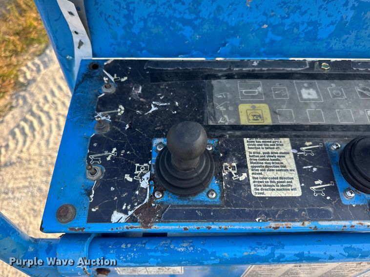 image for item DW6607 2007 Genie Z-80/60 boom lift