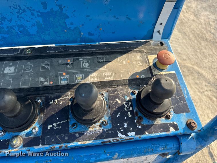 image for item DW6607 2007 Genie Z-80/60 boom lift