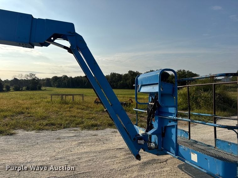 image for item DW6607 2007 Genie Z-80/60 boom lift
