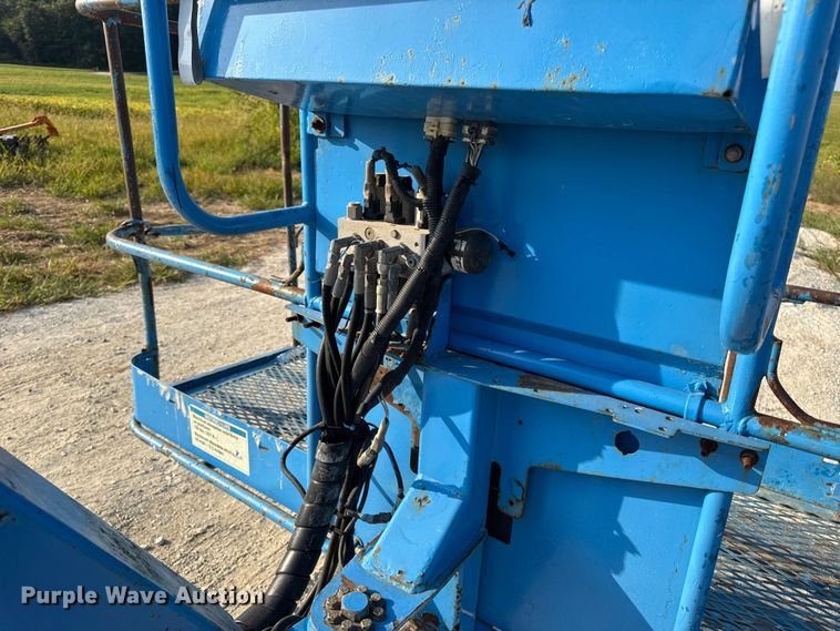 image for item DW6607 2007 Genie Z-80/60 boom lift