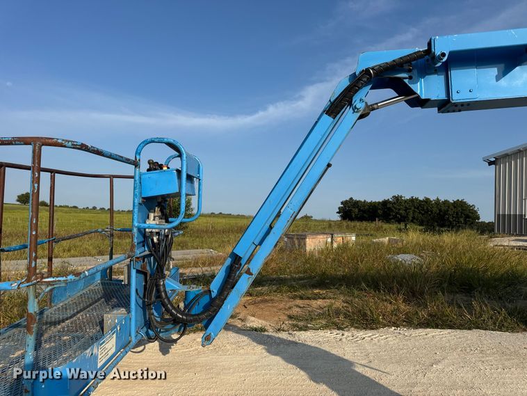 image for item DW6607 2007 Genie Z-80/60 boom lift