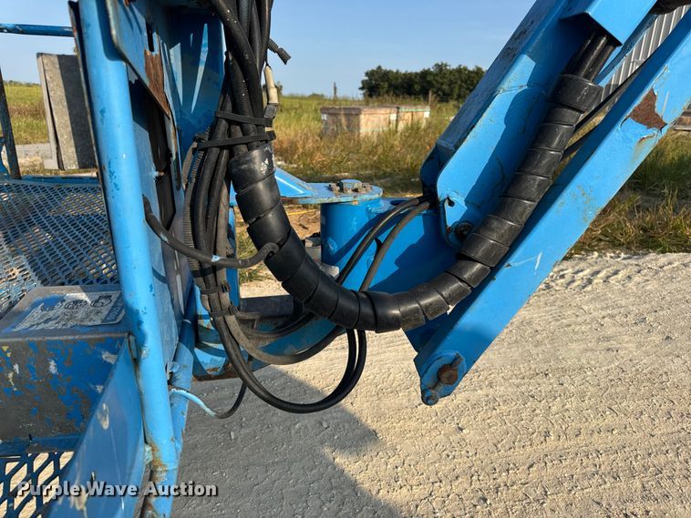 image for item DW6607 2007 Genie Z-80/60 boom lift