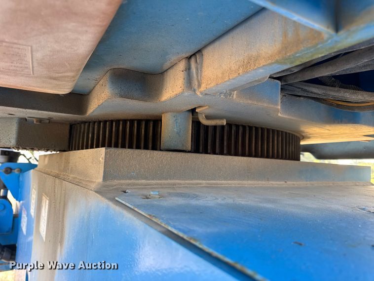 image for item DW6607 2007 Genie Z-80/60 boom lift