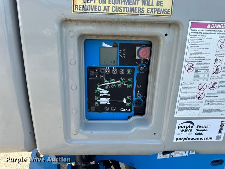 image for item DW6607 2007 Genie Z-80/60 boom lift