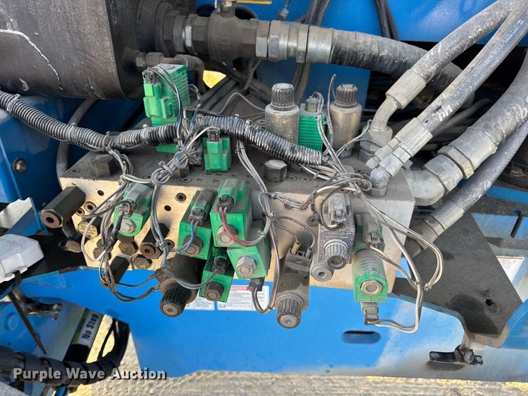 image for item DW6607 2007 Genie Z-80/60 boom lift