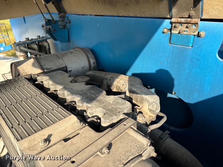 image for item DW6607 2007 Genie Z-80/60 boom lift