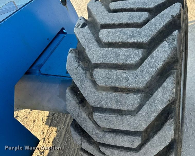 image for item DW6607 2007 Genie Z-80/60 boom lift