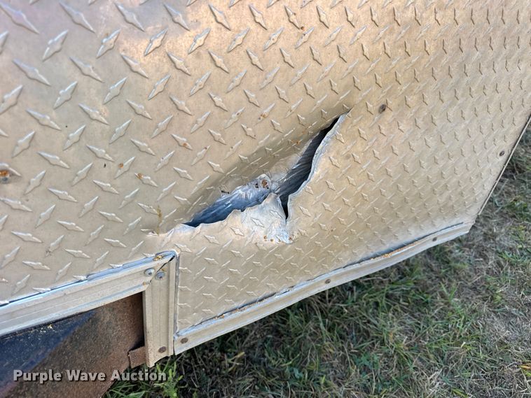 image for item DW6618 2014 Covered Wagon  CE7X16TA2 spray foam enclosed trailer