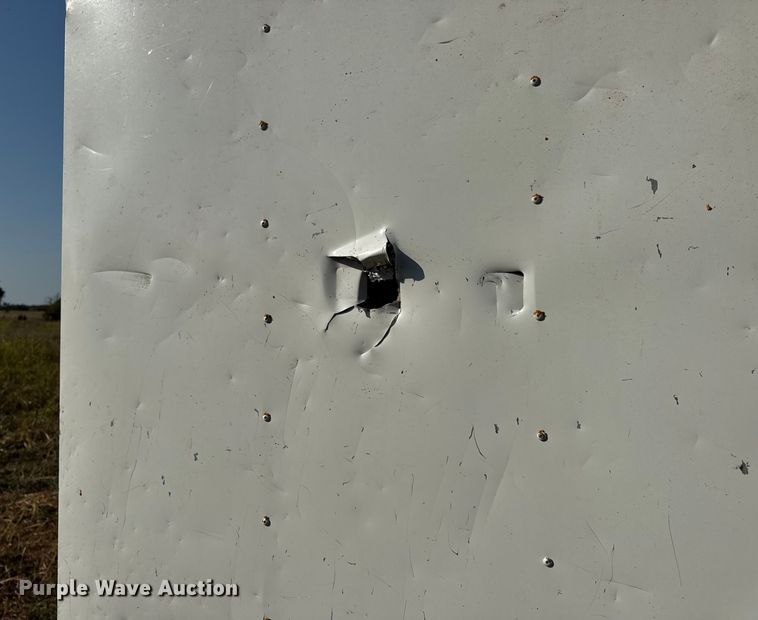 image for item DW6618 2014 Covered Wagon  CE7X16TA2 spray foam enclosed trailer