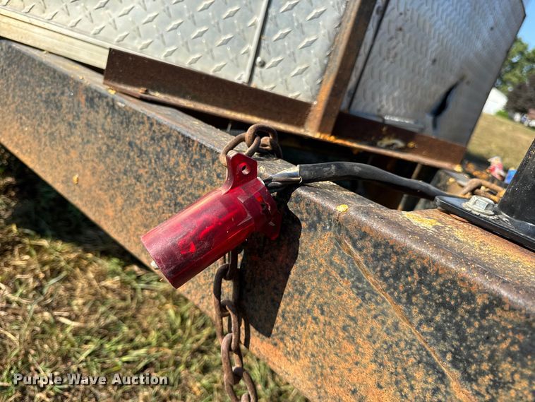 image for item DW6618 2014 Covered Wagon  CE7X16TA2 spray foam enclosed trailer