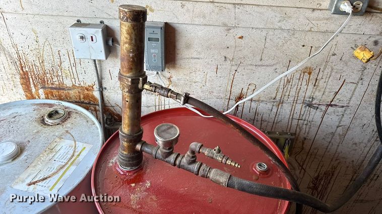 image for item DW6618 2014 Covered Wagon  CE7X16TA2 spray foam enclosed trailer