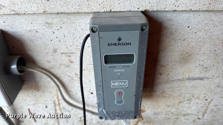 image for item DW6618 2014 Covered Wagon  CE7X16TA2 spray foam enclosed trailer