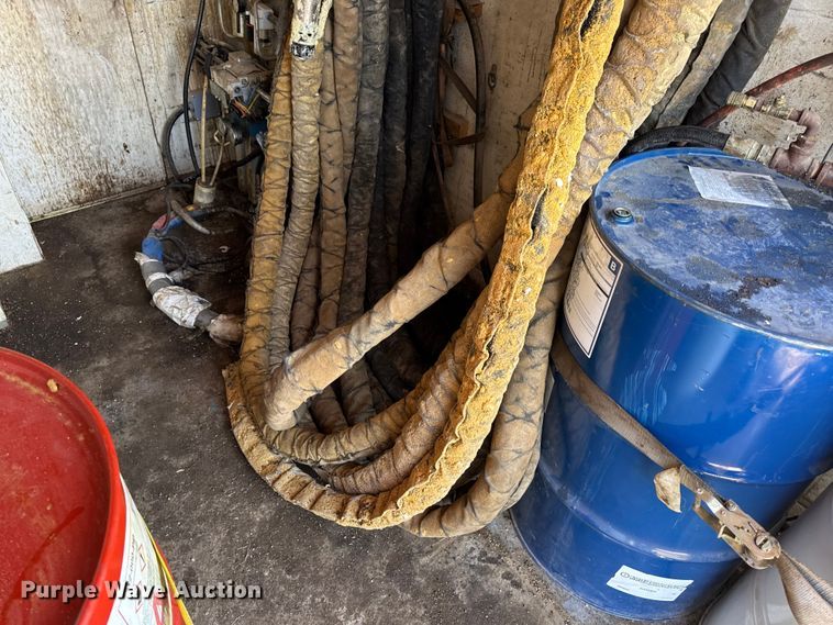 image for item DW6618 2014 Covered Wagon  CE7X16TA2 spray foam enclosed trailer