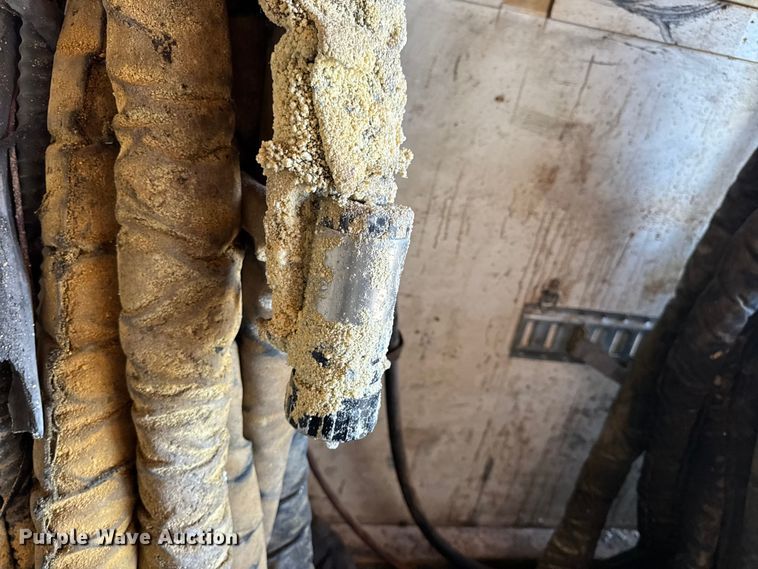 image for item DW6618 2014 Covered Wagon  CE7X16TA2 spray foam enclosed trailer