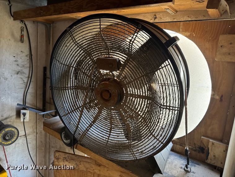 image for item DW6618 2014 Covered Wagon  CE7X16TA2 spray foam enclosed trailer