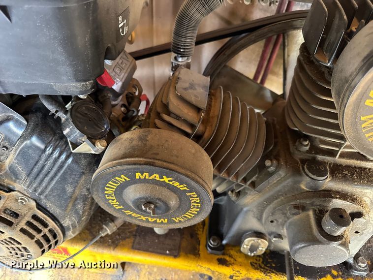 image for item DW6618 2014 Covered Wagon  CE7X16TA2 spray foam enclosed trailer