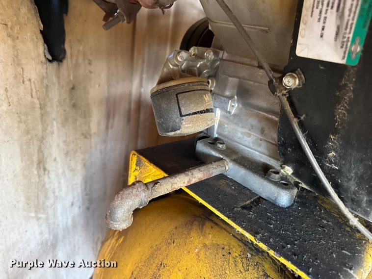 image for item DW6618 2014 Covered Wagon  CE7X16TA2 spray foam enclosed trailer