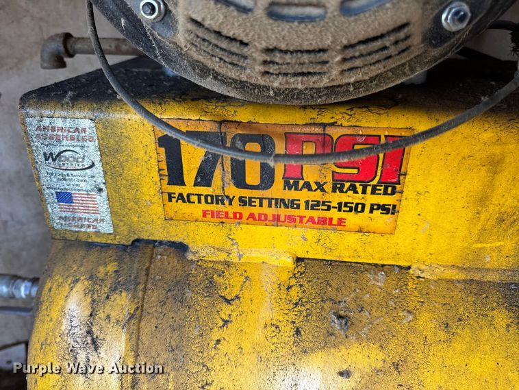 image for item DW6618 2014 Covered Wagon  CE7X16TA2 spray foam enclosed trailer