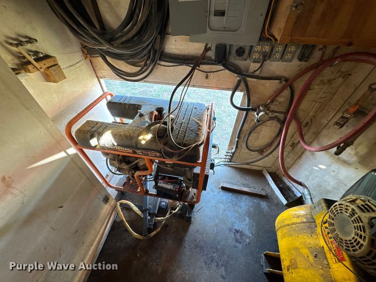 image for item DW6618 2014 Covered Wagon  CE7X16TA2 spray foam enclosed trailer