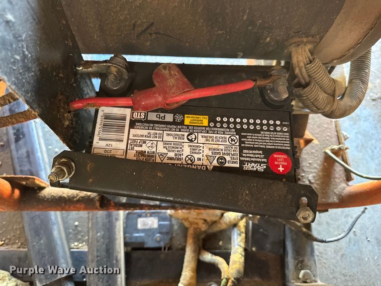 image for item DW6618 2014 Covered Wagon  CE7X16TA2 spray foam enclosed trailer