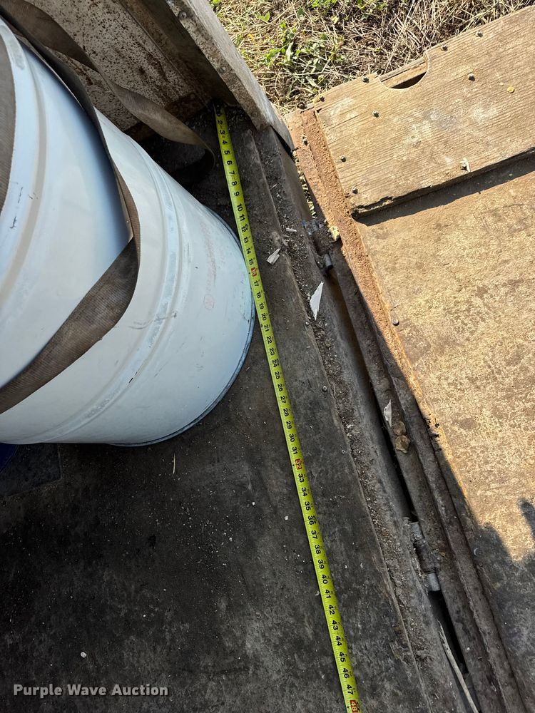 image for item DW6618 2014 Covered Wagon  CE7X16TA2 spray foam enclosed trailer