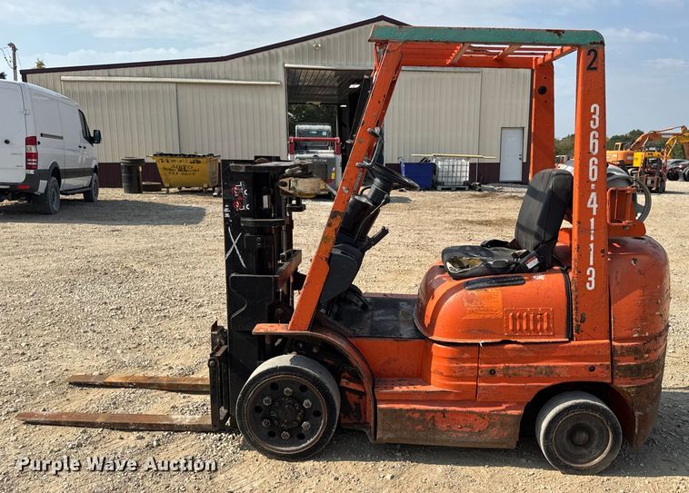 image for item DW6630 Toyota 42-6FGCU25 forklift