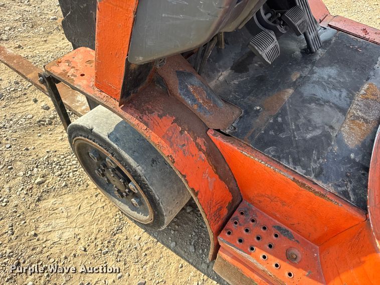 image for item DW6630 Toyota 42-6FGCU25 forklift