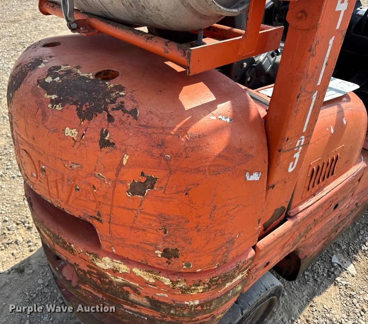 image for item DW6630 Toyota 42-6FGCU25 forklift