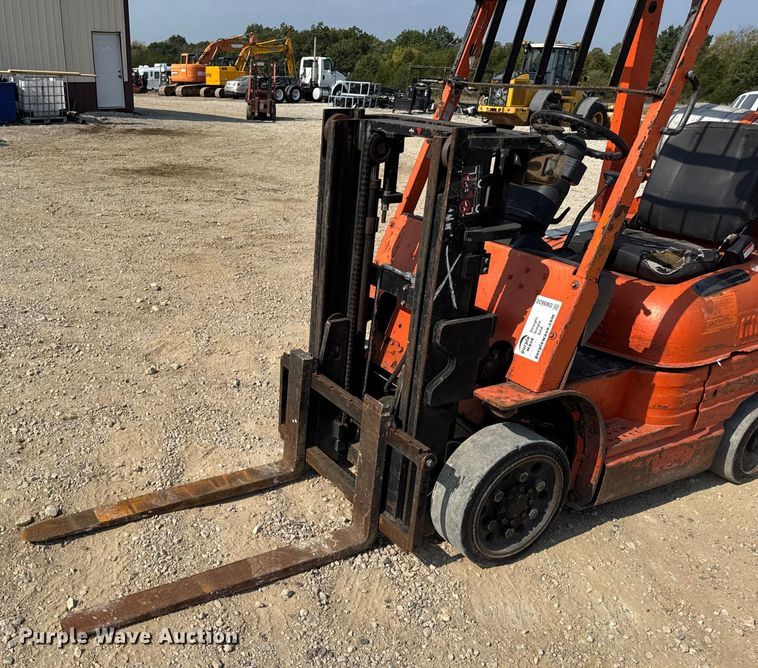 image for item DW6630 Toyota 42-6FGCU25 forklift